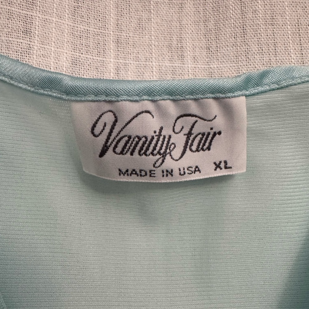 Vanity Fair Vintage Light Blue V-Neck Nightgown Size XL - Picture 2 of 6